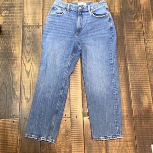 Abercrombie and Fitch the Ankle Straight Ultra High Rise Curve Love Jeans  30/10